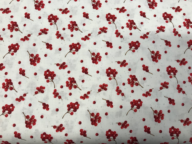 Wilmington Prints Cardinal Charm: Berries 39932-132