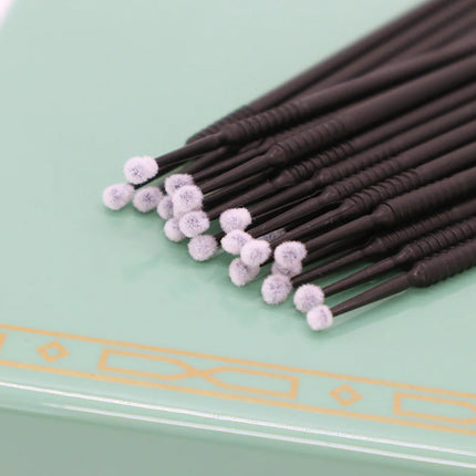 Featherweight Micro Cleaning Brush